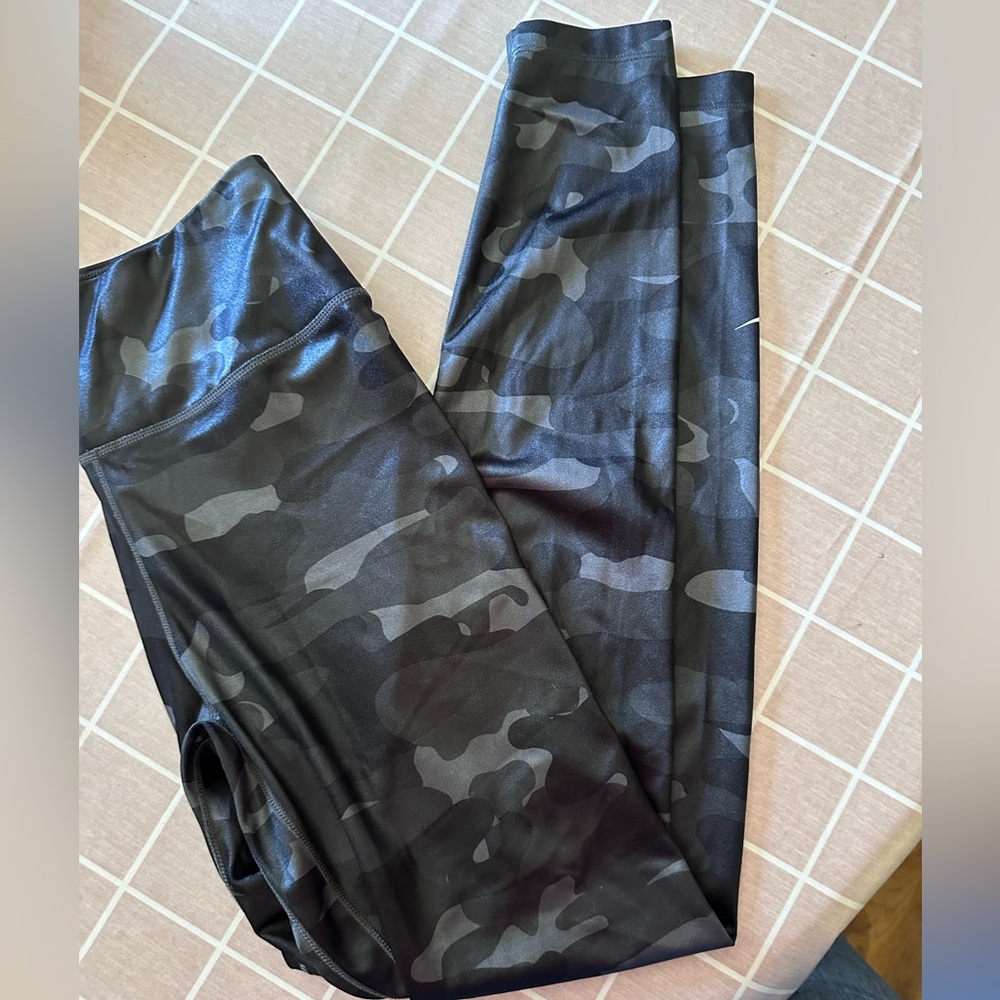 Nike Black & Gray Camo Leggings